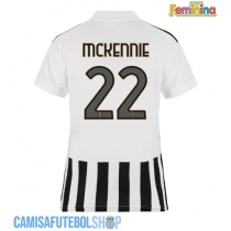 Camisa de time de futebol Juventus Weston McKennie #22 Replicas 1º Equipamento Feminina 2026-27 Manga Curta